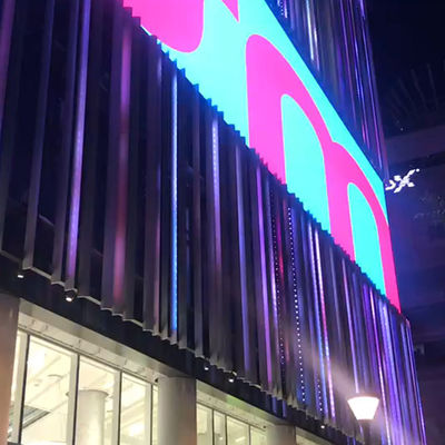 وحدة شاشة LED خارجية P8 320 × 360 مم بهيكل من الألومنيوم
