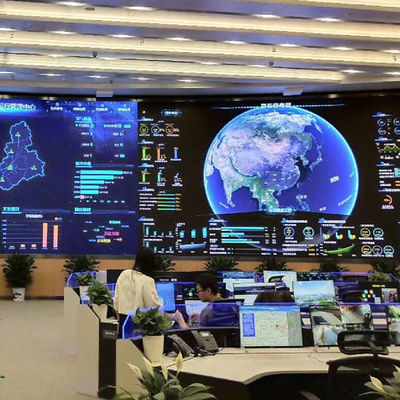 ODM P4 خزانة شاشة LED داخلية 850cd / Sqm سطوع مع محاذاة تلقائية