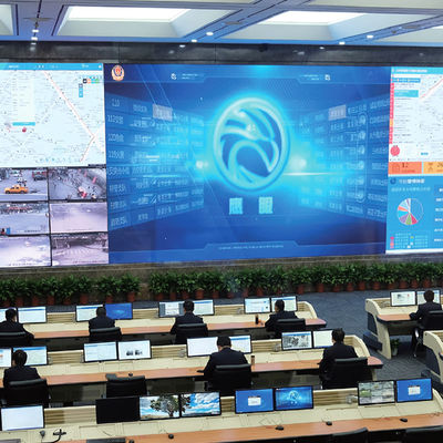 شاشة خزانة LED داخلية 640 × 640 مم متعددة الوظائف مع هيكل من سبائك الألومنيوم
